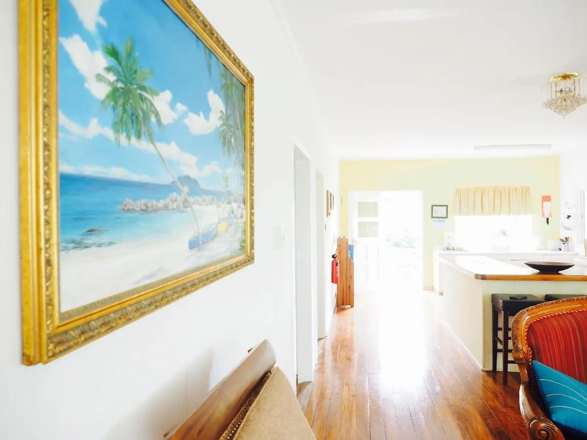 Cella Villa Anse a La Mouche Guest house