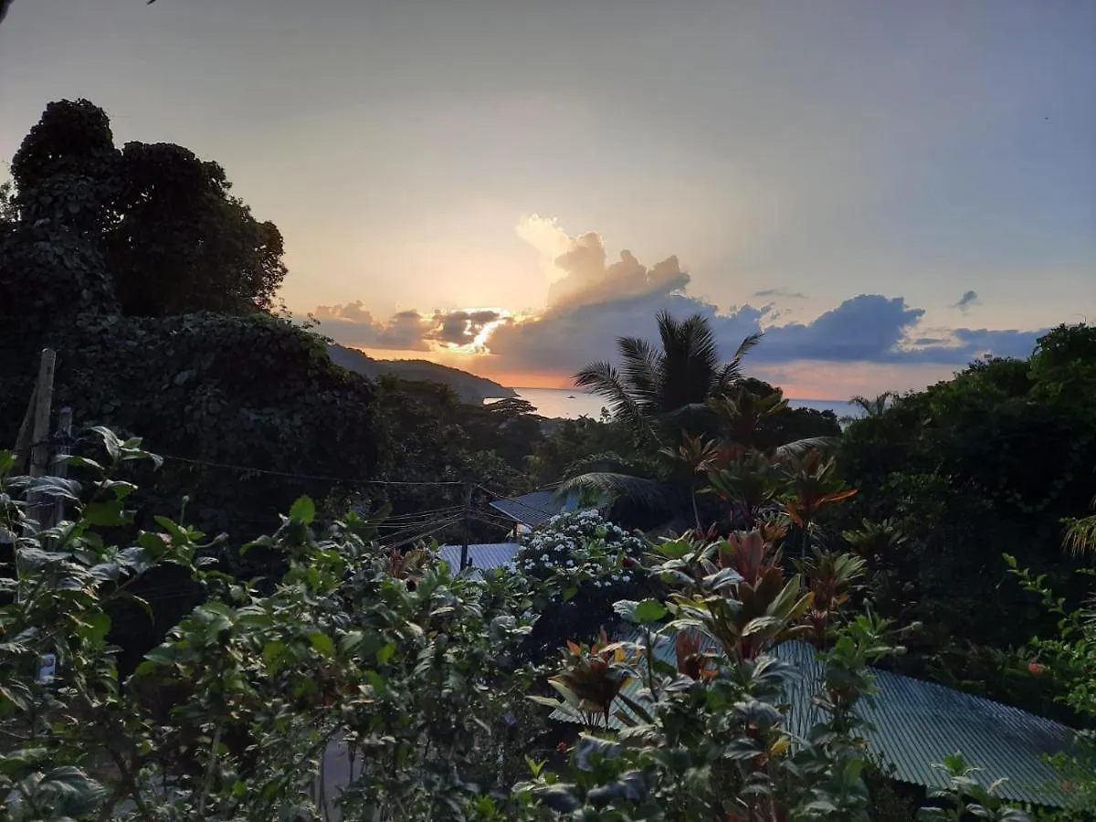 Cella Villa Anse a La Mouche Guest house